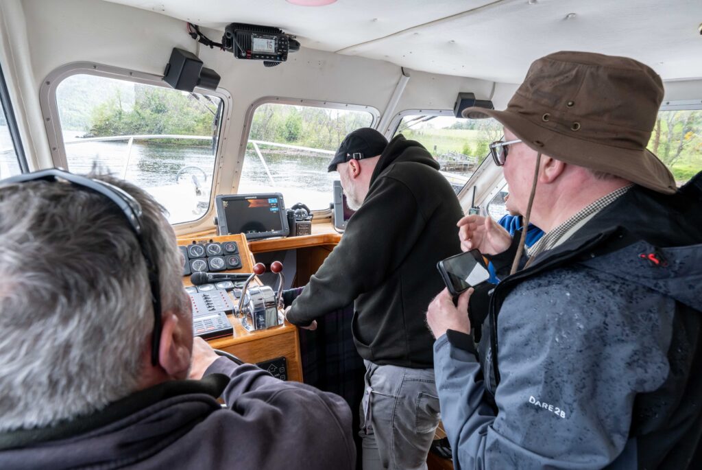 Looking at sonar onboard our Deepscan Cruise